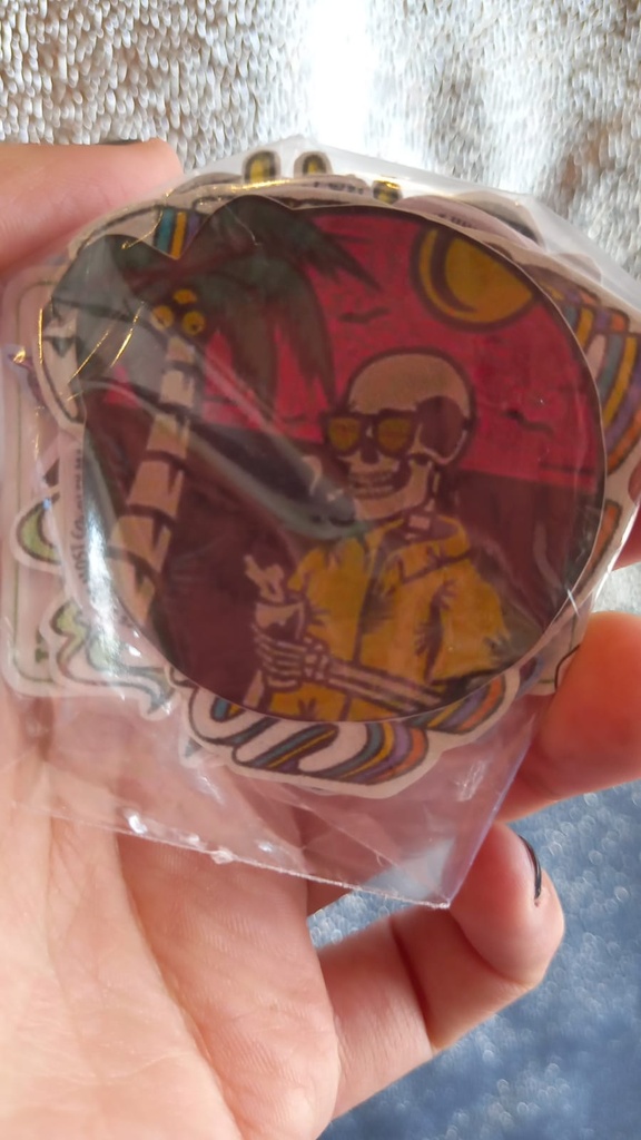 Sticker mediano